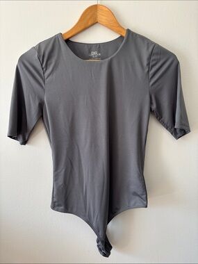 Women's Gray Short Sleeve Bodysuit